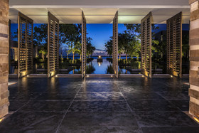 NIZUC Resort & Spa
