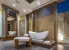 NIZUC Resort & Spa