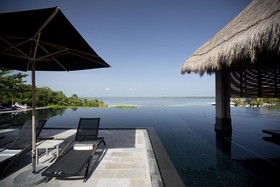 NIZUC Resort & Spa
