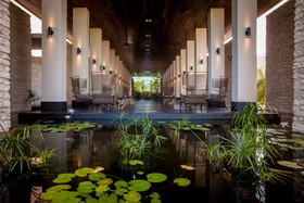 NIZUC Resort & Spa