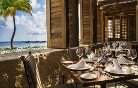 NIZUC Resort & Spa