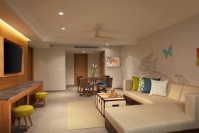 Dreams Natura Resort & Spa