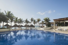 Hotel NYX Cancun
