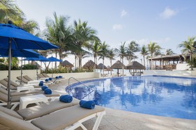 Hotel NYX Cancun