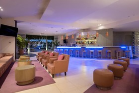 Hotel NYX Cancun