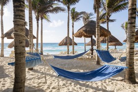Hotel NYX Cancun