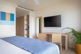Hotel NYX Cancun