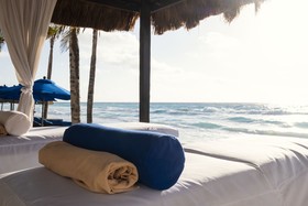Hotel NYX Cancun