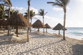 Hotel NYX Cancun