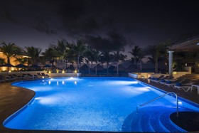 Hotel NYX Cancun