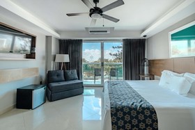 Ocean Dream Cancún by GuruHotel
