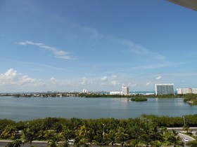 Ocean Dream Cancún by GuruHotel