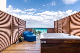 Ocean Dream Cancún by GuruHotel