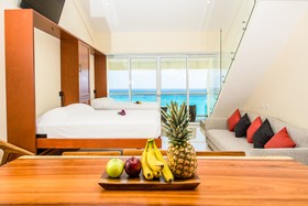 Paradise Beachfront & Nightlife Heart