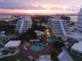 Hotel Park Royal Beach Cancún