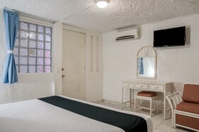 Posada Farallon Inn