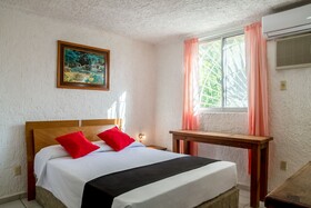 Posada Farallon Inn