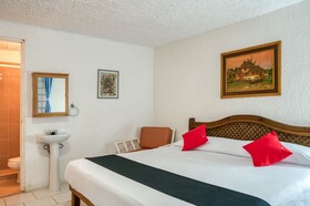 Posada Farallon Inn