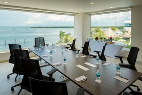Real Inn Cancún