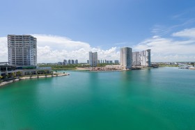Renaissance Cancun Resort & Marina