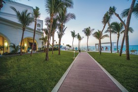 Hotel RIU Cancun