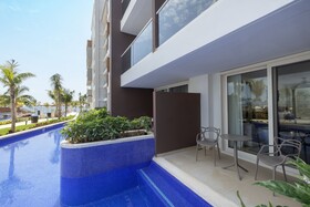 Royalton Splash Riviera Cancun, An Autograph Collection All-Inclusive Resort