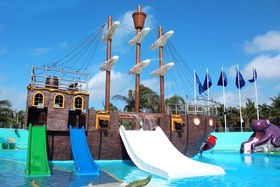Seadust Cancún Family Resort