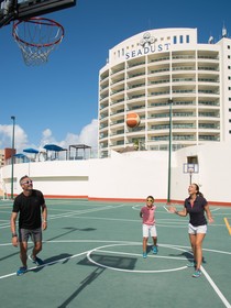 Seadust Cancún Family Resort