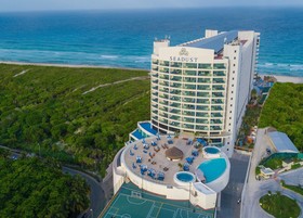 Seadust Cancún Family Resort
