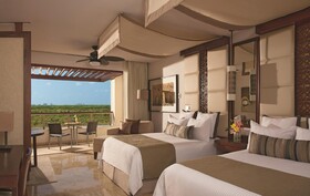 Secrets Playa Mujeres Golf & Spa Resort
