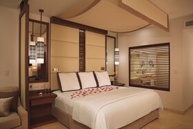 Secrets Playa Mujeres Golf & Spa Resort