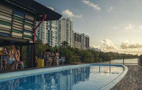 Mayan Monkey Hostel & Bar