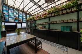 Mayan Monkey Hostel & Bar