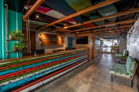 Mayan Monkey Hostel & Bar