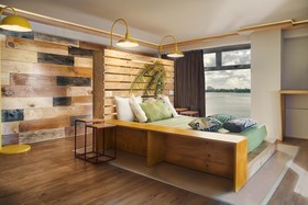 Mayan Monkey Hostel & Bar
