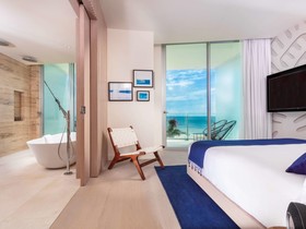 SLS Cancun
