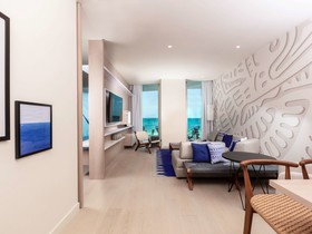 SLS Cancun