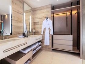 SLS Cancun
