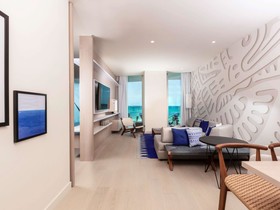 SLS Cancun