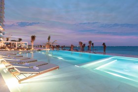 SLS Cancun