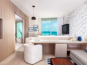 SLS Cancun