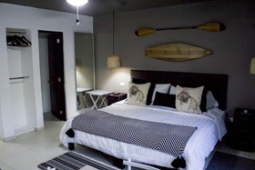 Villas de Lago by Andiani Travel