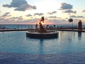 Sunset Royal Beach Resort