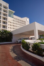 Sunset Royal Beach Resort