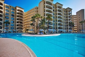 Hilton Cancun Mar Caribe All-Inclusive Resort