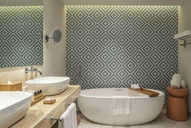 Hilton Cancun Mar Caribe All-Inclusive Resort