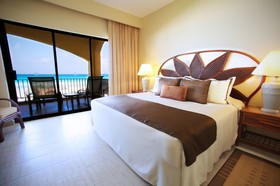 Hilton Cancun Mar Caribe All-Inclusive Resort