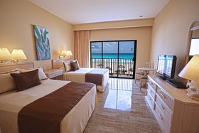 The Royal Islander - An All Suites Resort