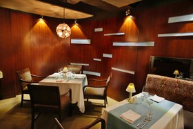 The Royal Islander - An All Suites Resort