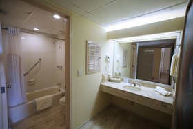 The Royal Islander - An All Suites Resort